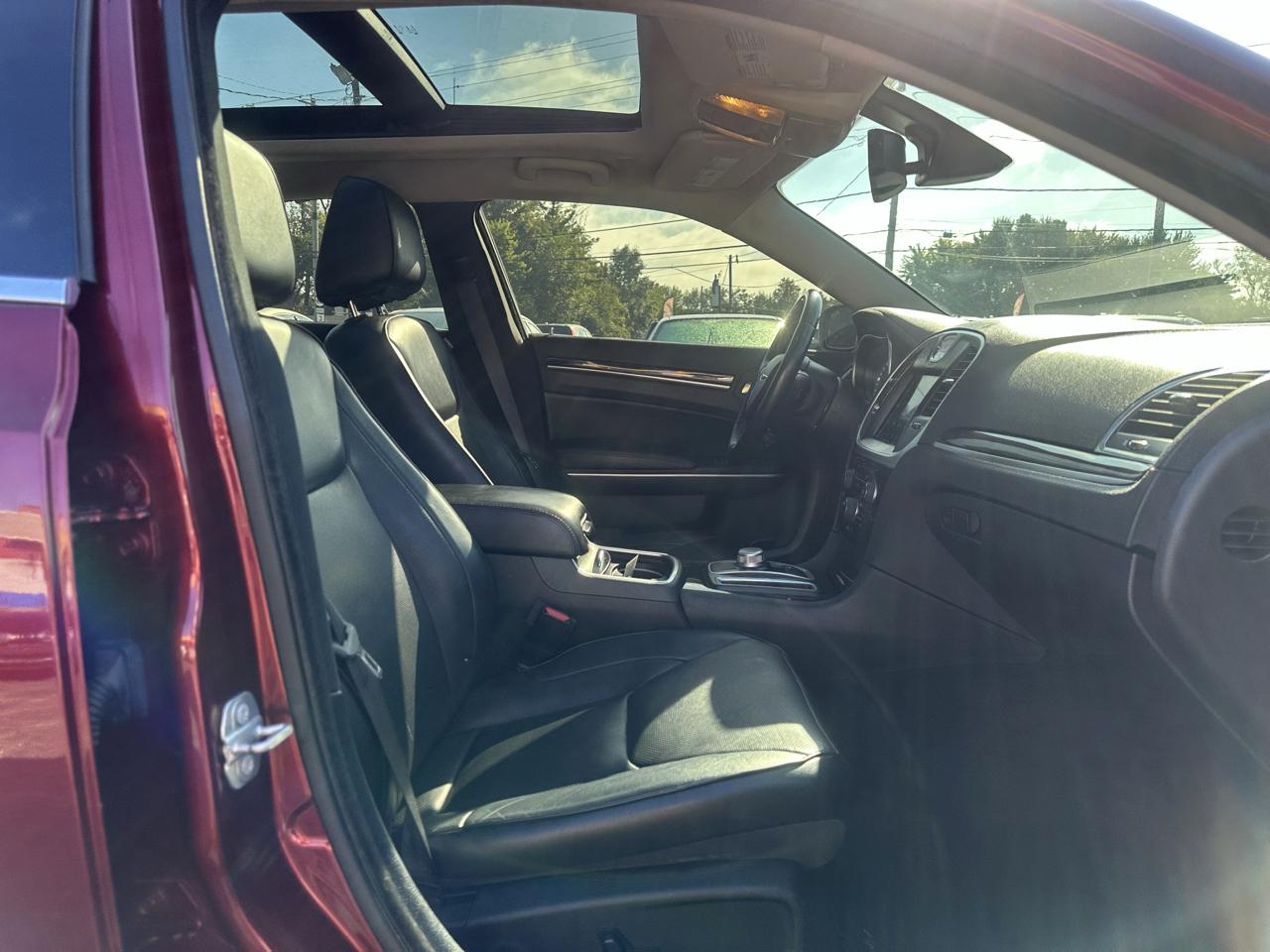Chrysler 300 Limited AWD 2019