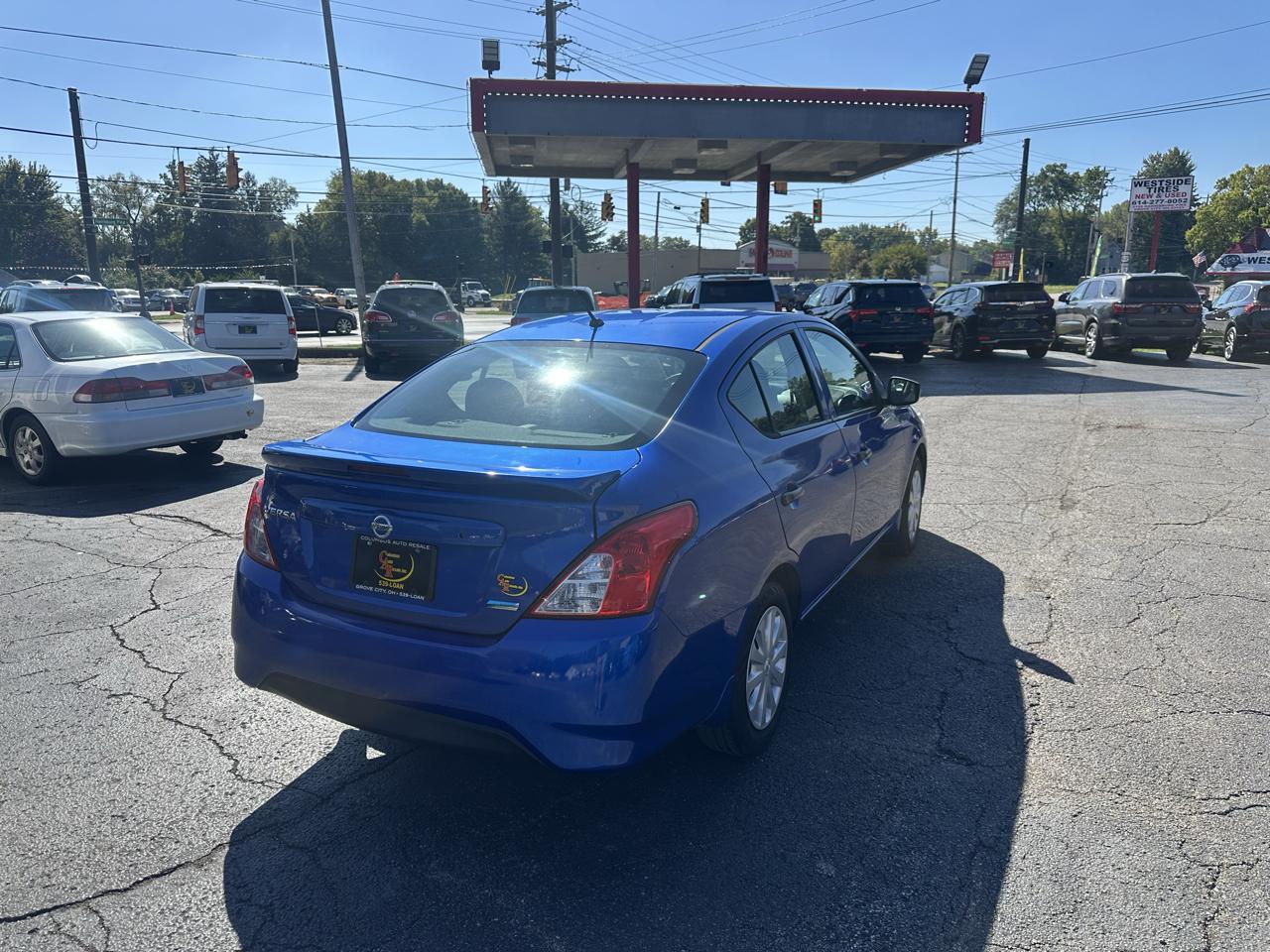 Nissan Versa 4dr Sdn CVT 1.6 S Plus 2016