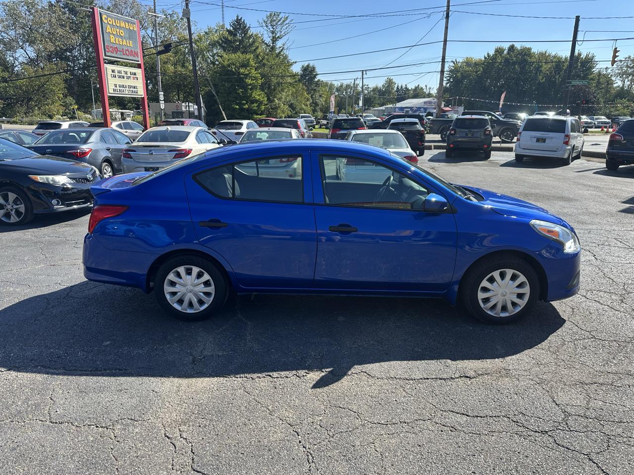 Nissan Versa 4dr Sdn CVT 1.6 S Plus 2016