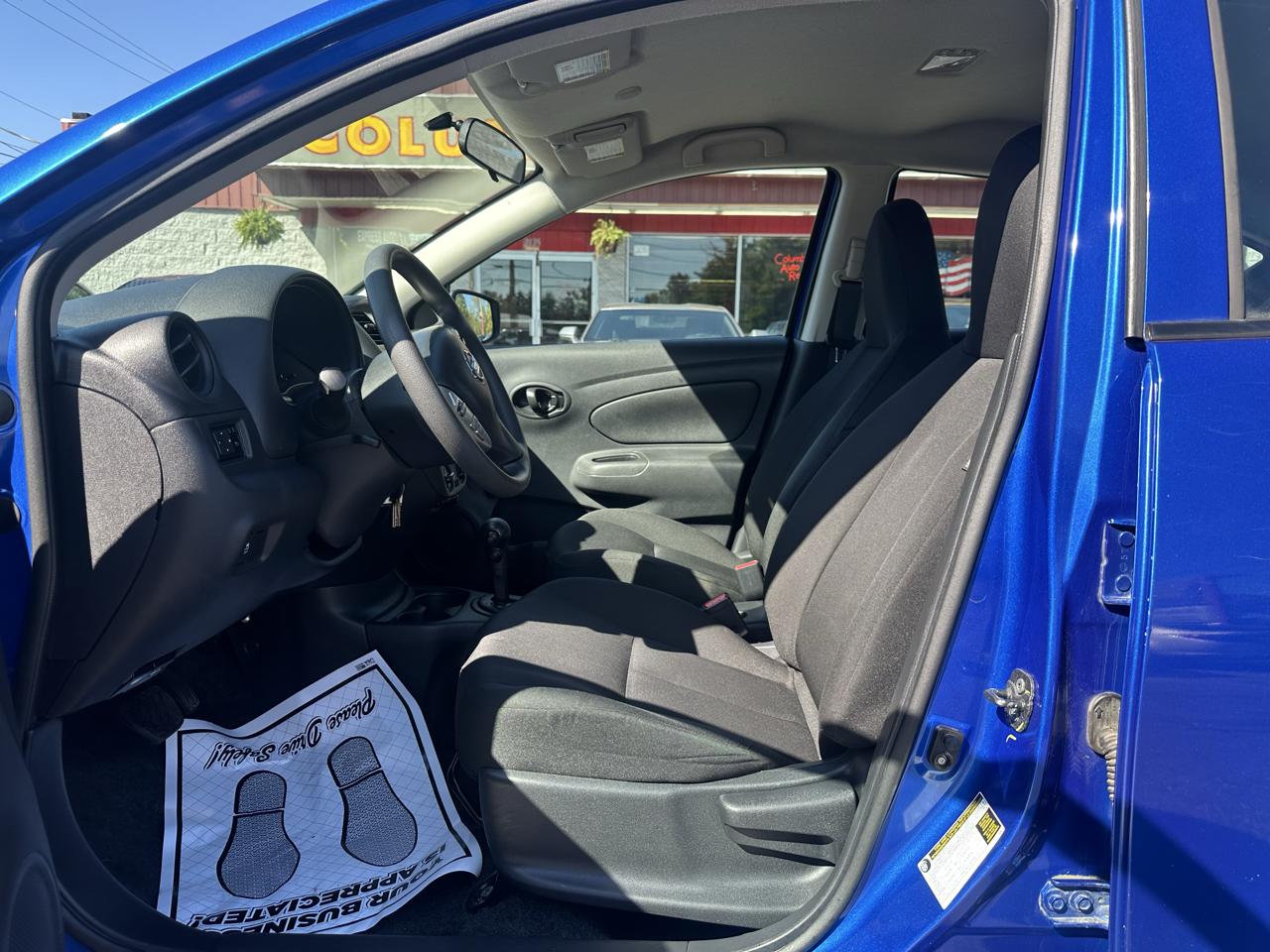 Nissan Versa 4dr Sdn CVT 1.6 S Plus 2016