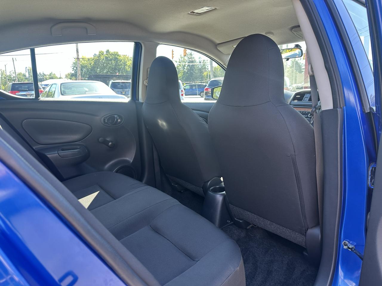 Nissan Versa 4dr Sdn CVT 1.6 S Plus 2016