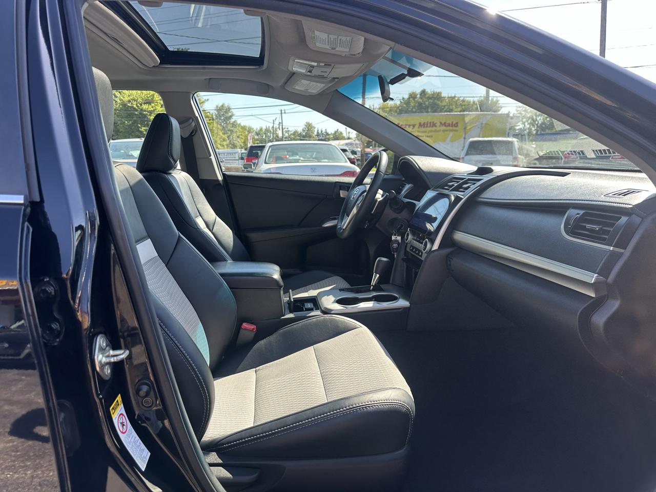 Toyota Camry 2014.5 4dr Sdn I4 Auto SE Sport (Natl) 2014