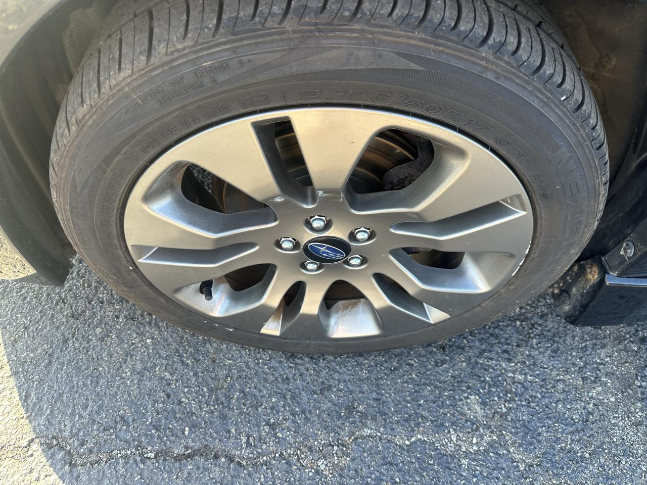 Subaru Impreza photo 9
