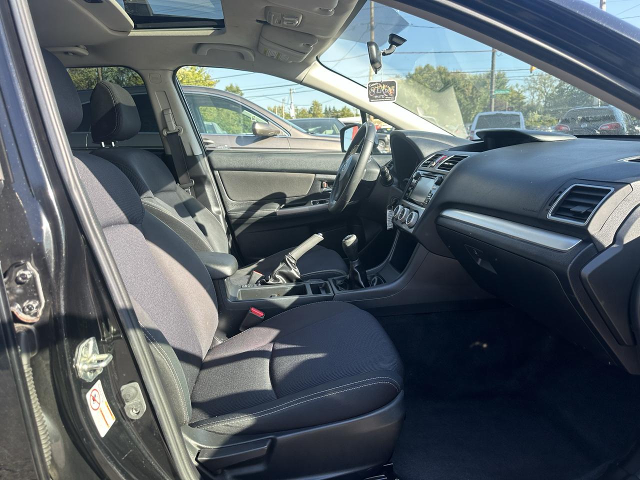 Subaru Impreza photo 32