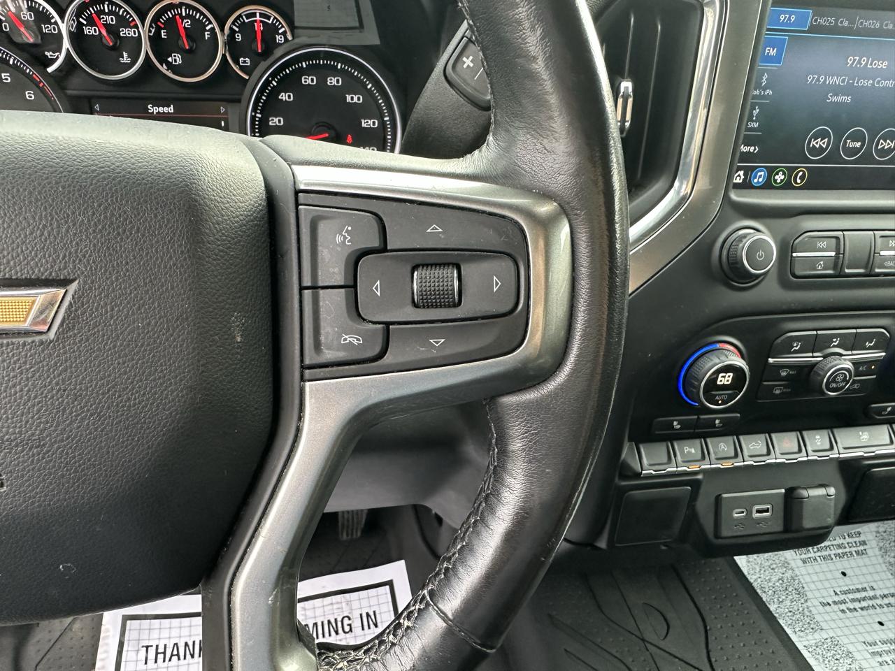Chevrolet Silverado 1500 4WD Crew Cab 147" LT 2020