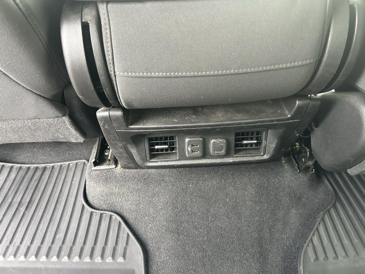 Chevrolet Silverado 1500 4WD Crew Cab 147" LT 2020