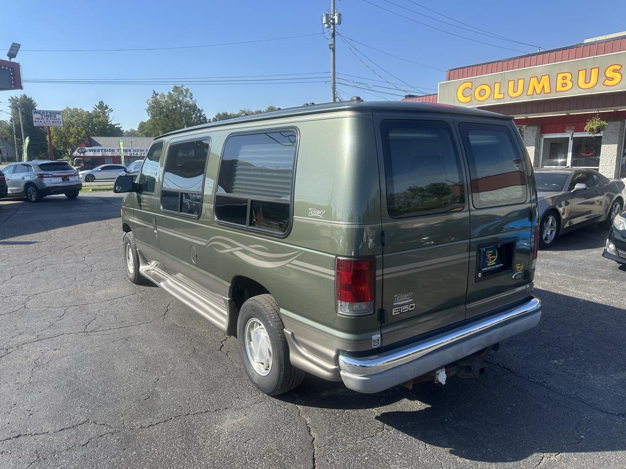 Ford Econoline Cargo Van E-150 2002