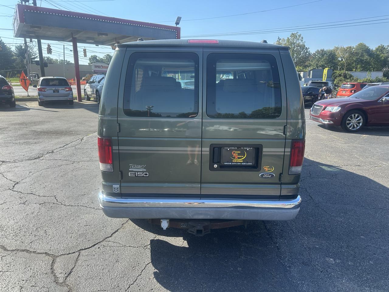 Ford Econoline Cargo Van E-150 2002