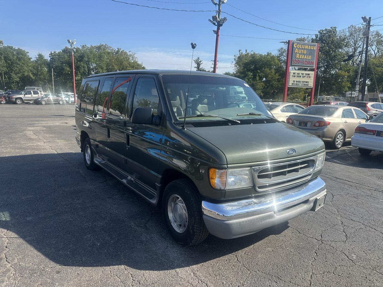 Ford Econoline Cargo Van E-150 2002