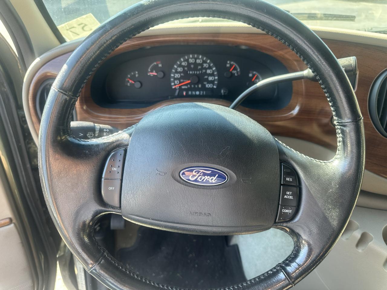Ford Econoline Cargo Van E-150 2002