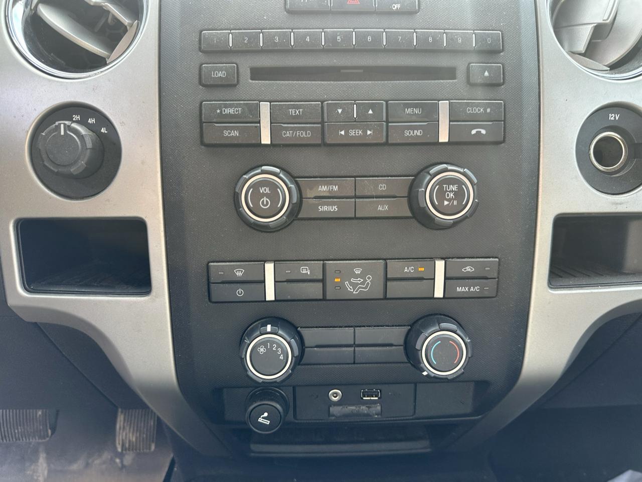 Ford F-150 4WD SuperCab 145" Lariat 2012