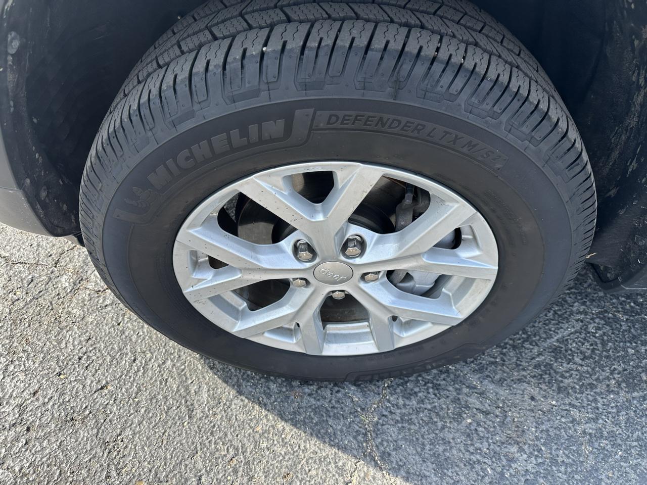 Jeep Grand Cherokee Limited 4x4 2023