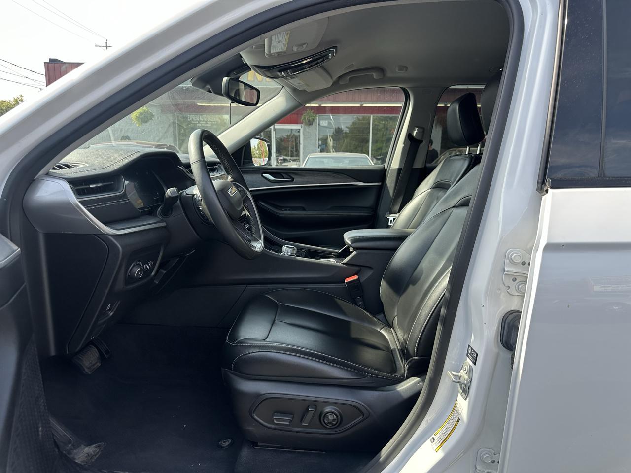 Jeep Grand Cherokee Limited 4x4 2023