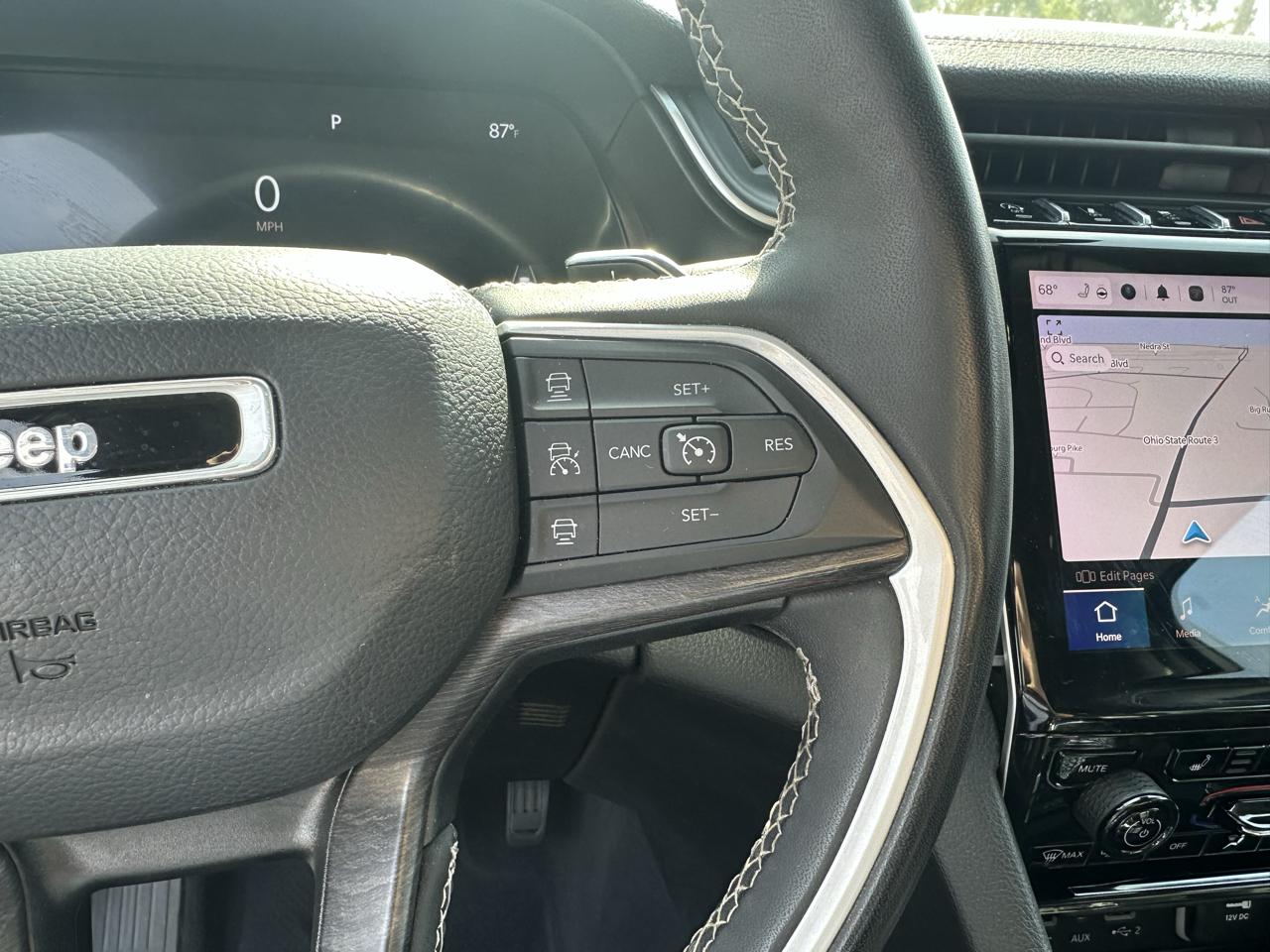 Jeep Grand Cherokee Limited 4x4 2023