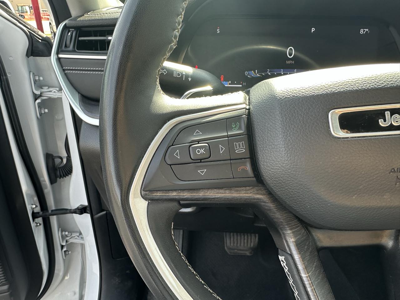 Jeep Grand Cherokee Limited 4x4 2023