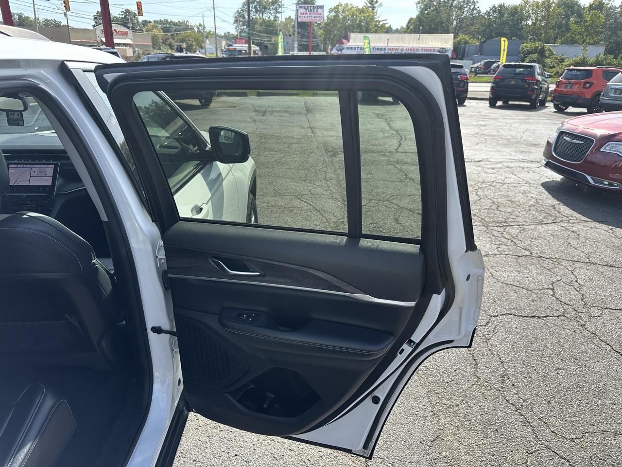 Jeep Grand Cherokee Limited 4x4 2023