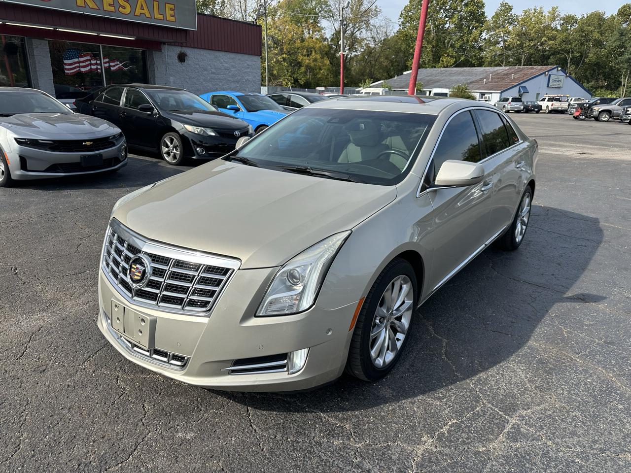 Cadillac XTS 4dr Sdn Luxury FWD 2014