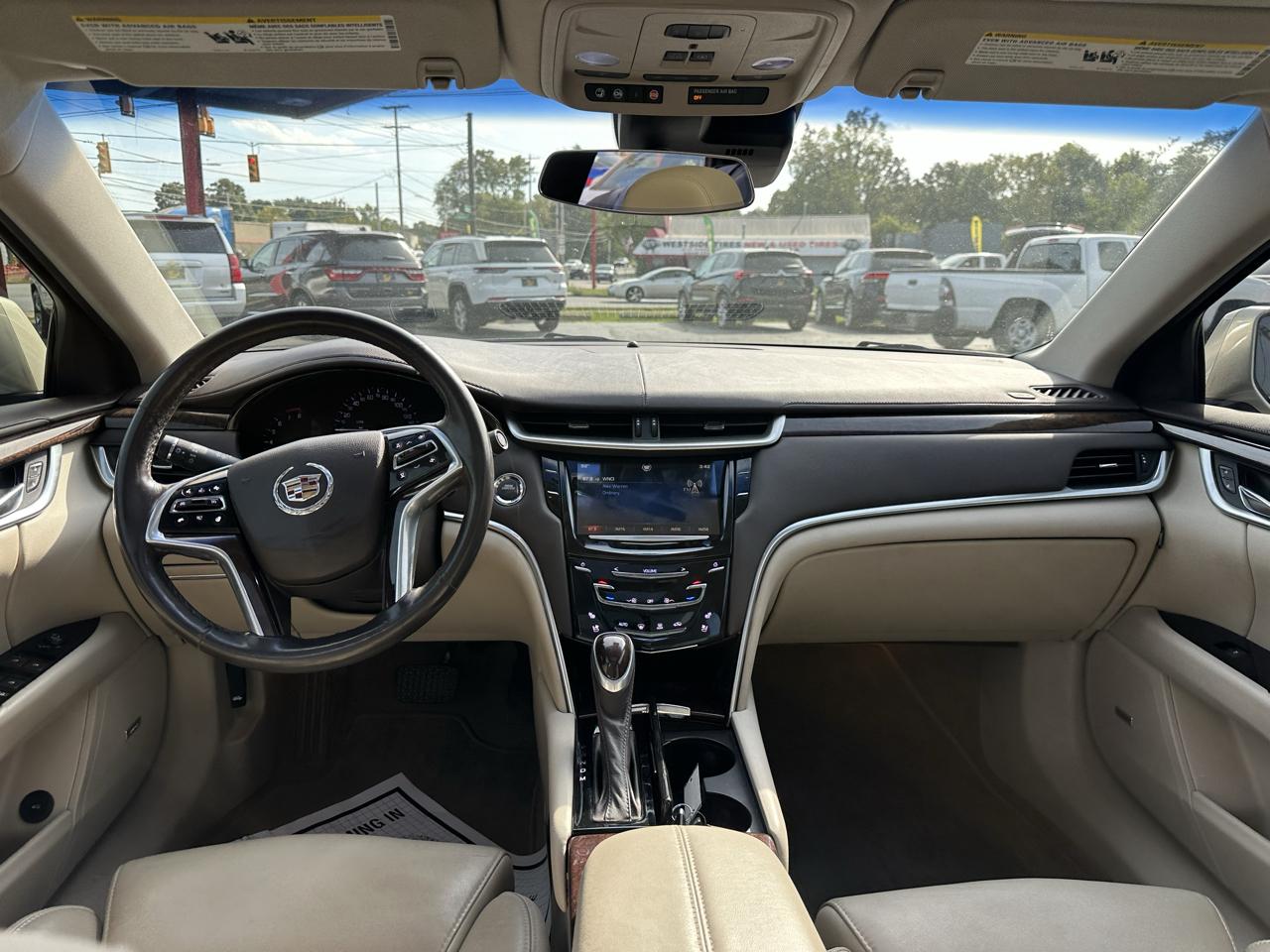 Cadillac XTS 4dr Sdn Luxury FWD 2014