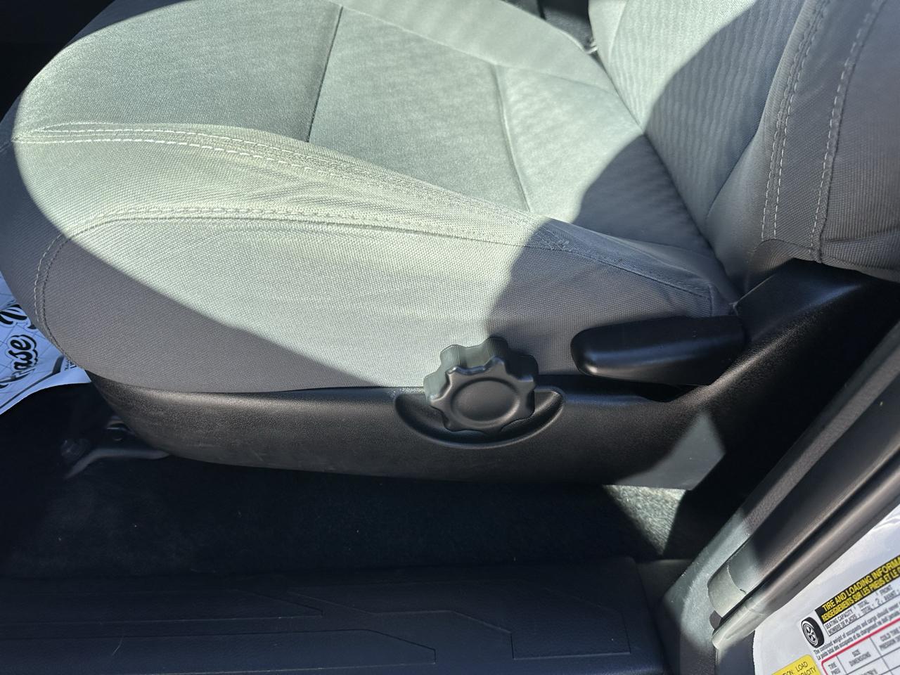 Toyota Tacoma 2WD SR5 Access Cab 6' Bed I4 AT (Natl) 2021