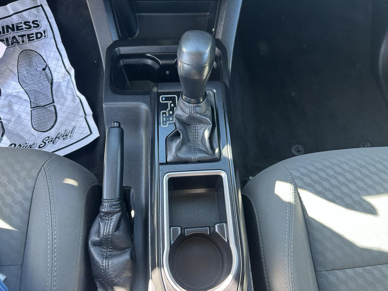 Toyota Tacoma 2WD SR5 Access Cab 6' Bed I4 AT (Natl) 2021