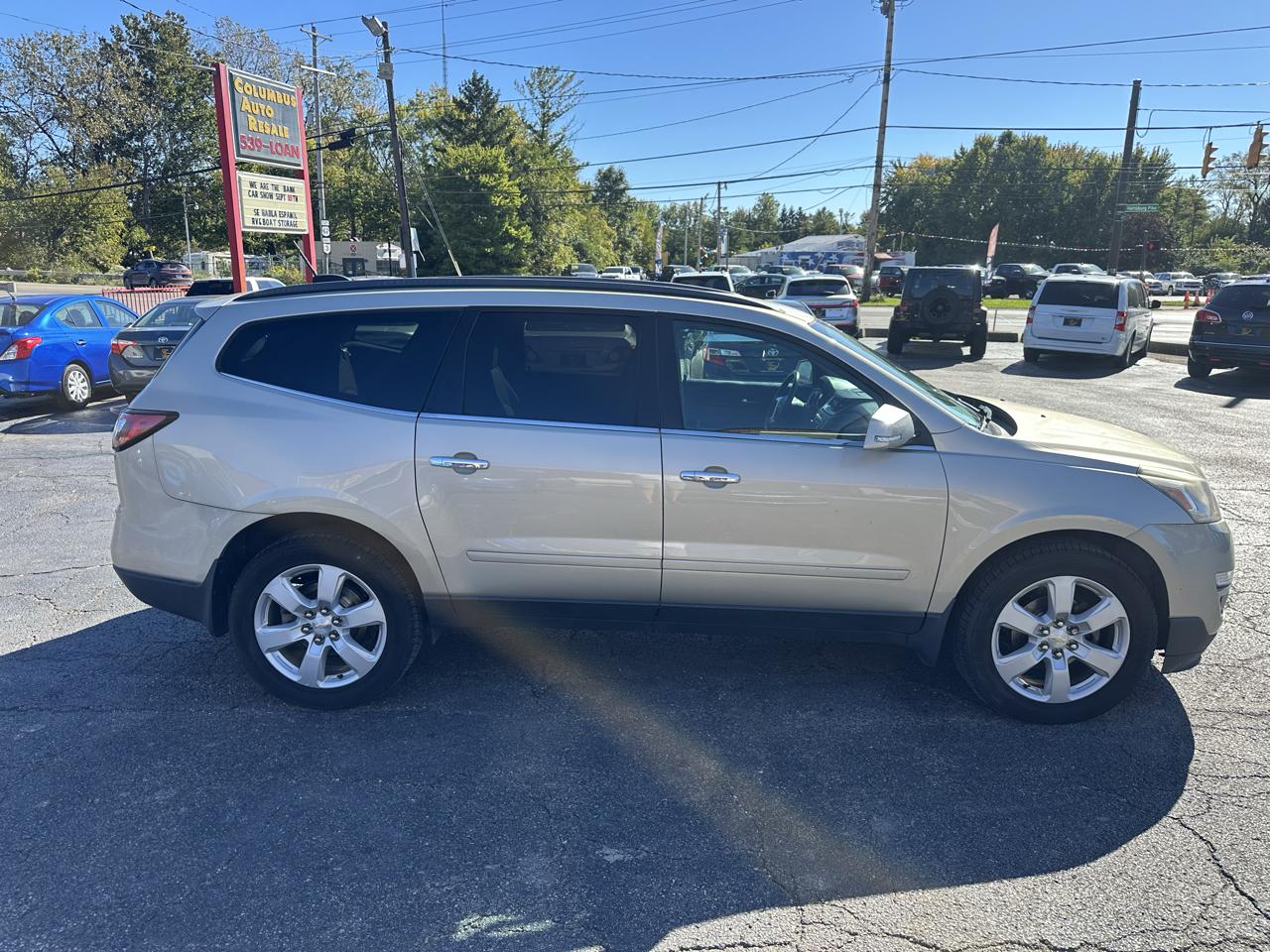 Chevrolet Traverse AWD 4dr LT w/1LT 2016
