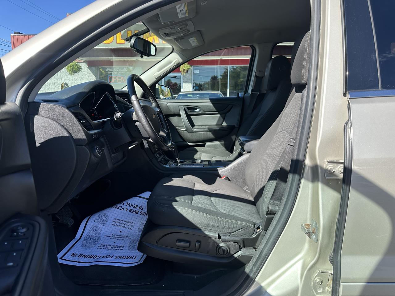 Chevrolet Traverse AWD 4dr LT w/1LT 2016