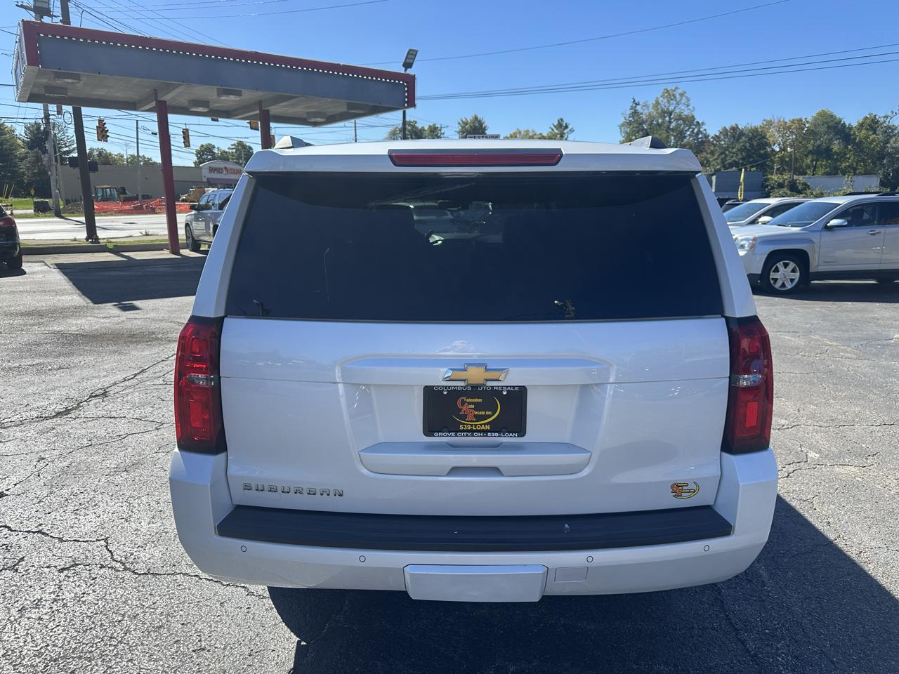 Chevrolet Suburban 4WD 4dr LT 2020
