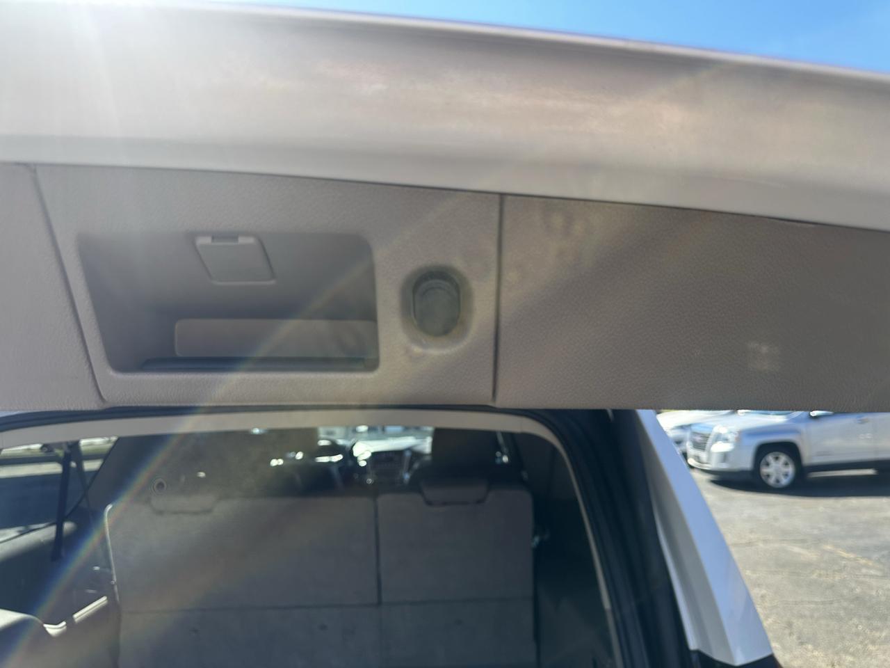 Chevrolet Suburban 4WD 4dr LT 2020