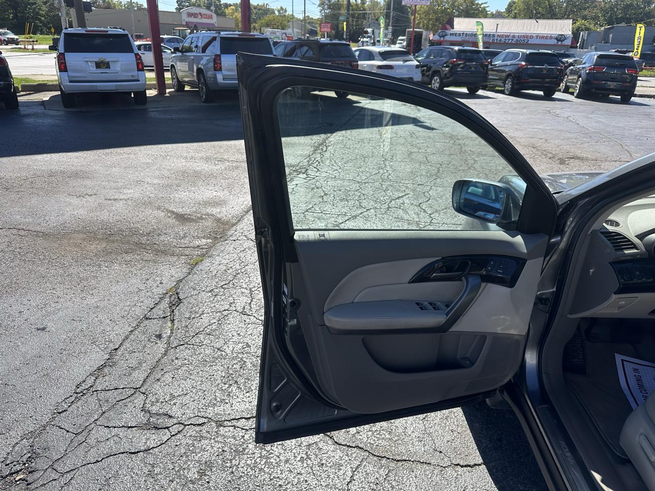 Acura MDX photo 10