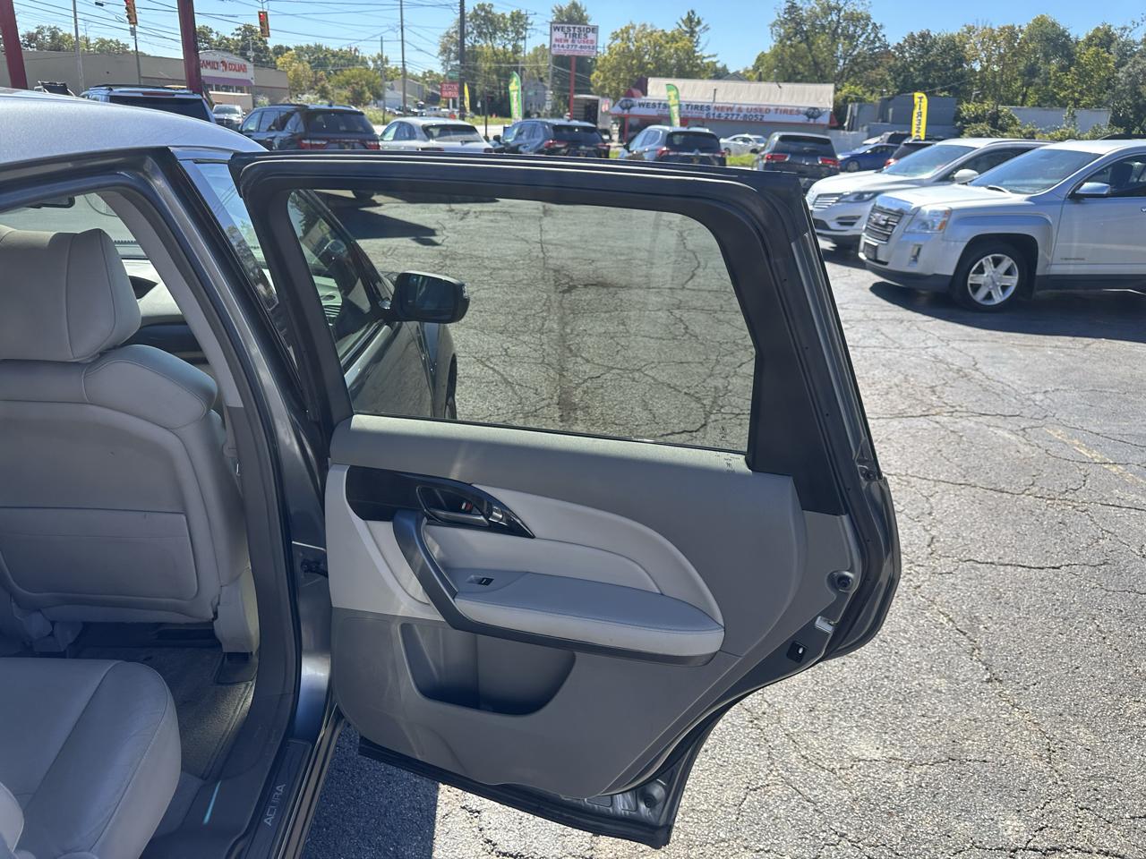 Acura MDX photo 31