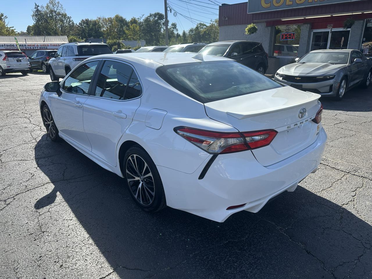 Toyota Camry XLE Auto (Natl) 2018