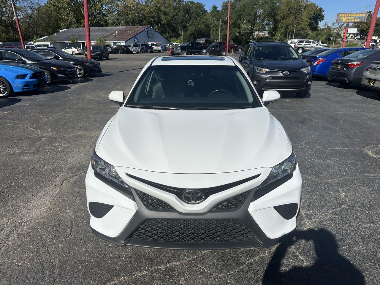 Toyota Camry XLE Auto (Natl) 2018