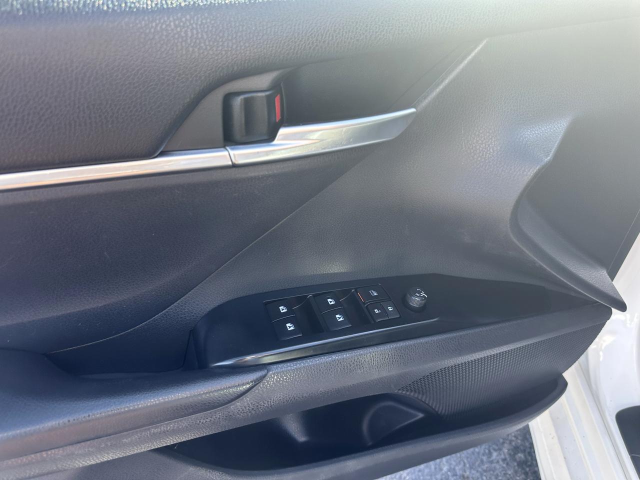 Toyota Camry XLE Auto (Natl) 2018