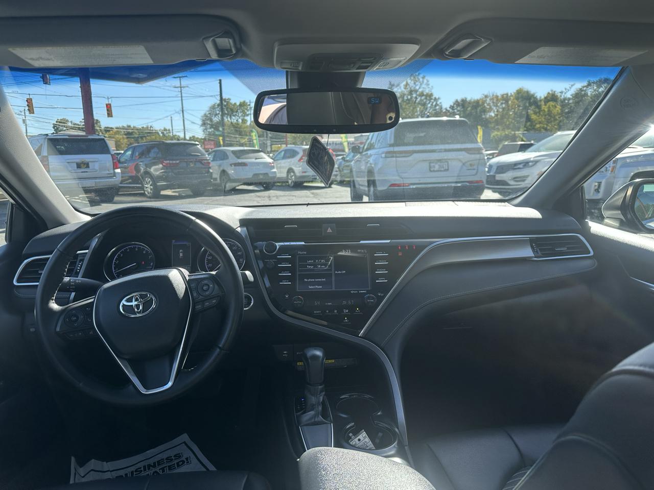 Toyota Camry XLE Auto (Natl) 2018