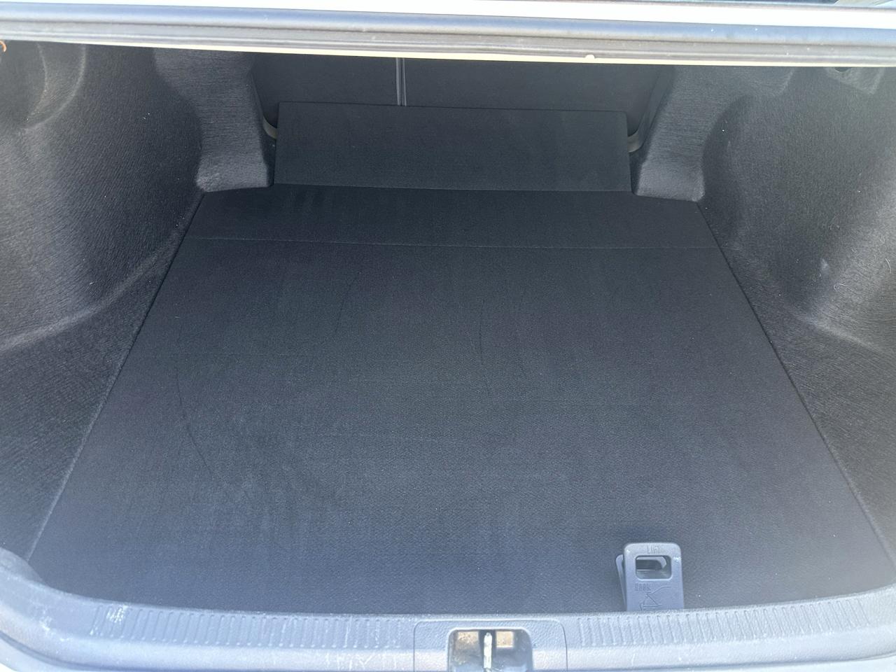 Toyota Camry XLE Auto (Natl) 2018