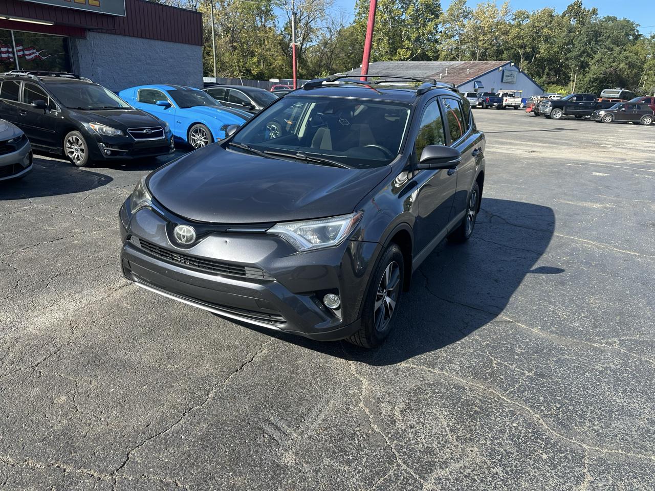 Toyota RAV4 Adventure AWD (Natl) 2018