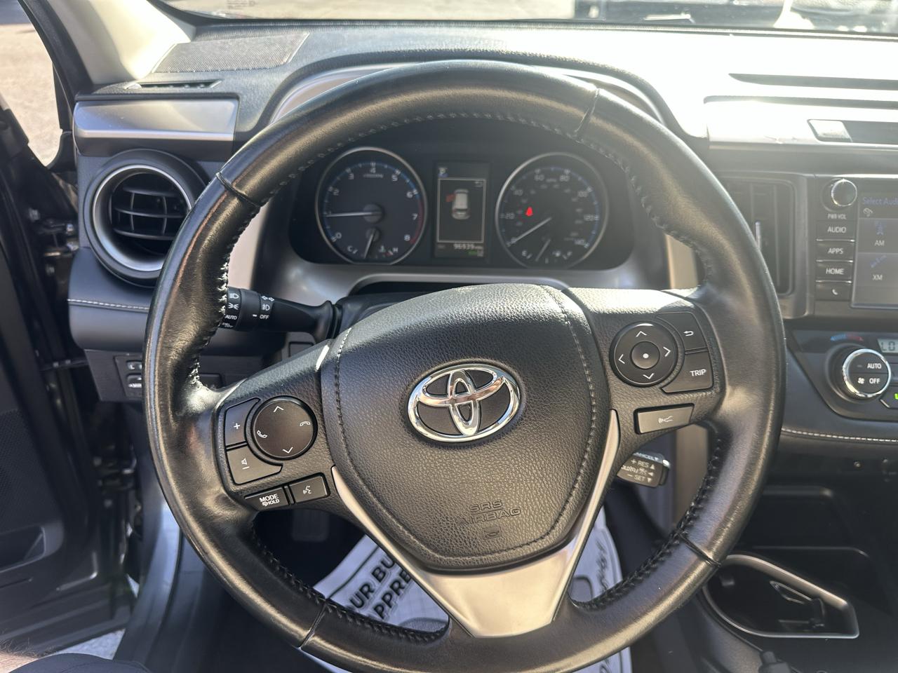 Toyota RAV4 Adventure AWD (Natl) 2018