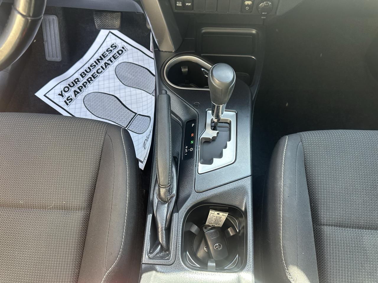 Toyota RAV4 Adventure AWD (Natl) 2018