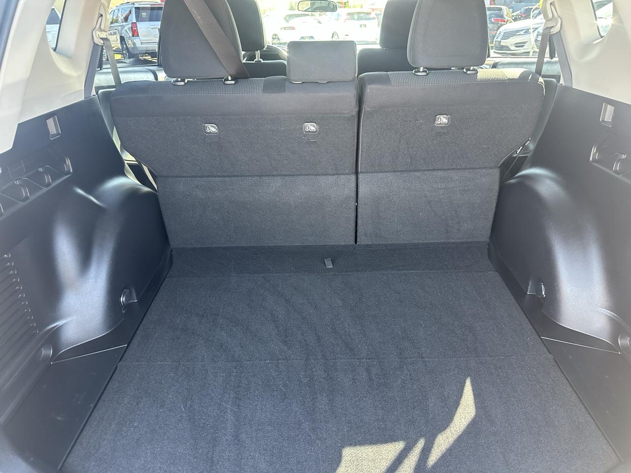 Toyota RAV4 Adventure AWD (Natl) 2018