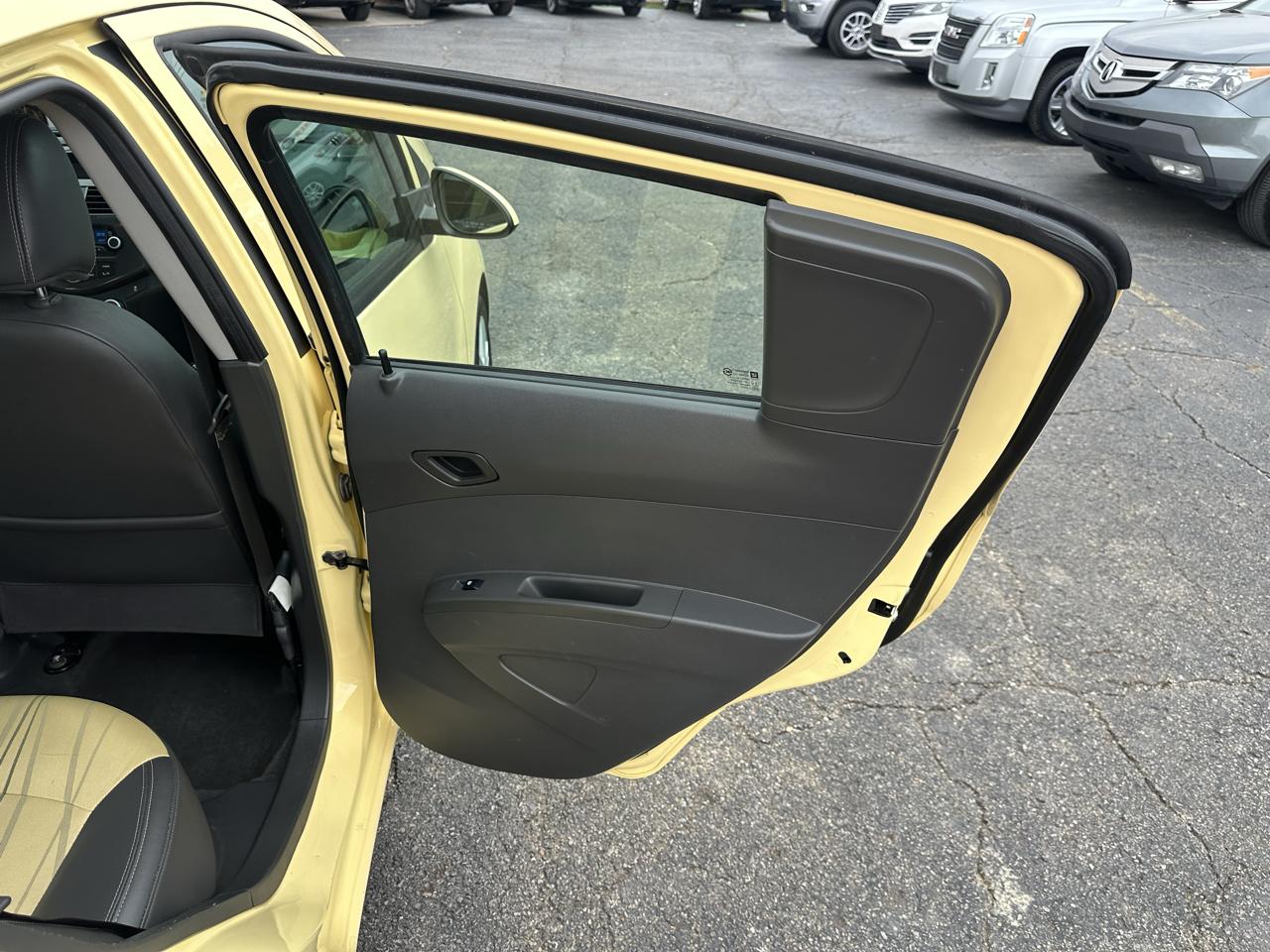 Chevrolet Spark 5dr HB CVT LS 2014