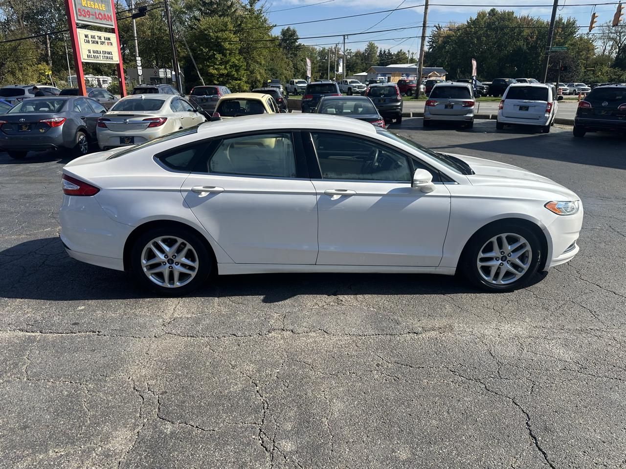 Ford Fusion 4dr Sdn SE FWD 2013