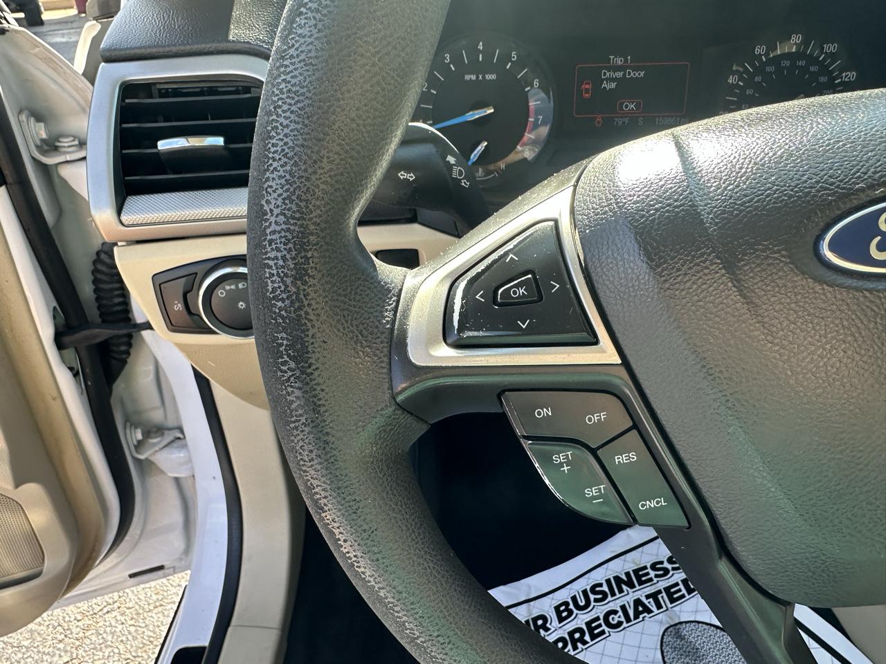 Ford Fusion 4dr Sdn SE FWD 2013