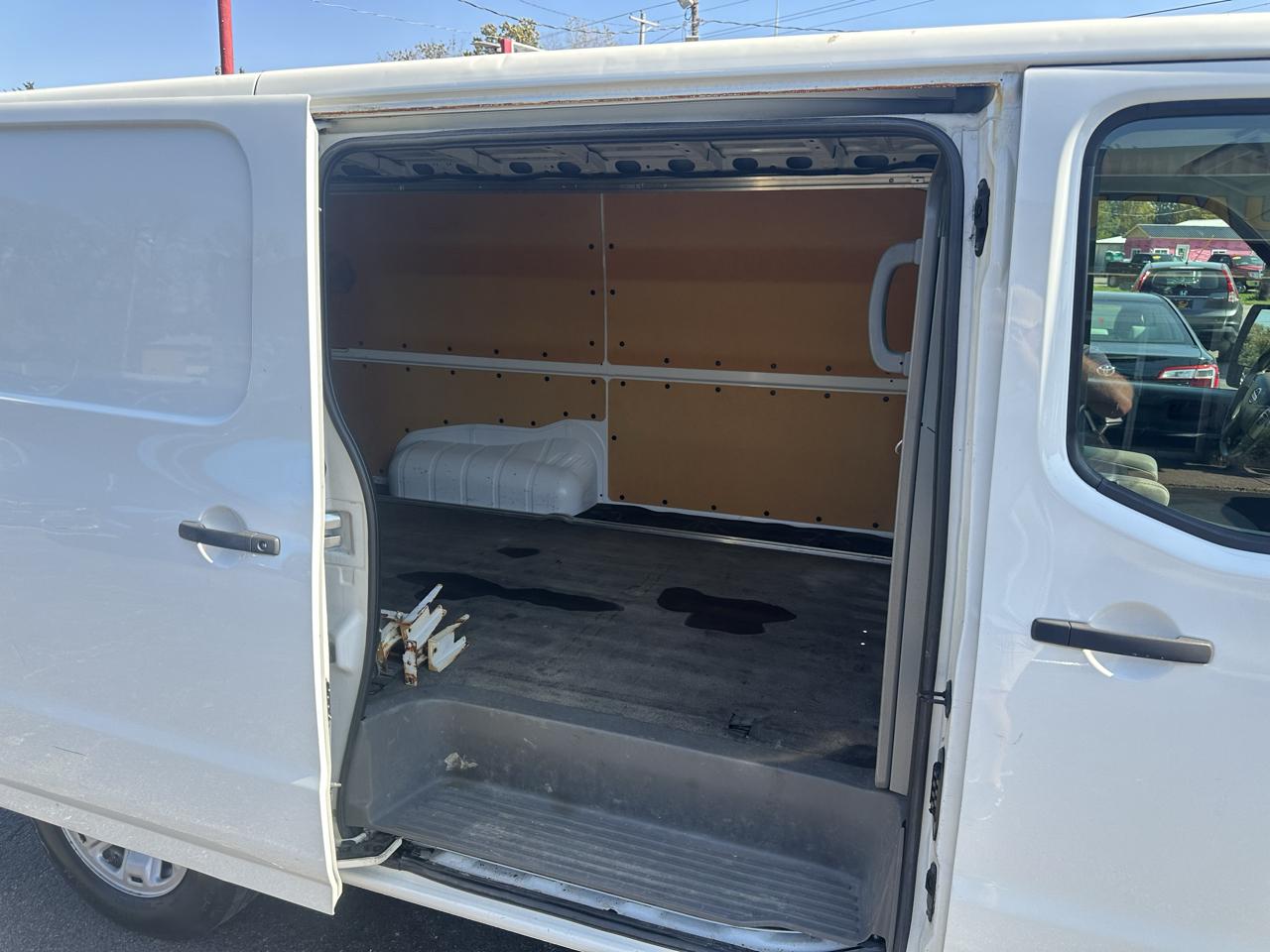 Nissan NV Cargo NV1500 Standard Roof V6 SV 2019