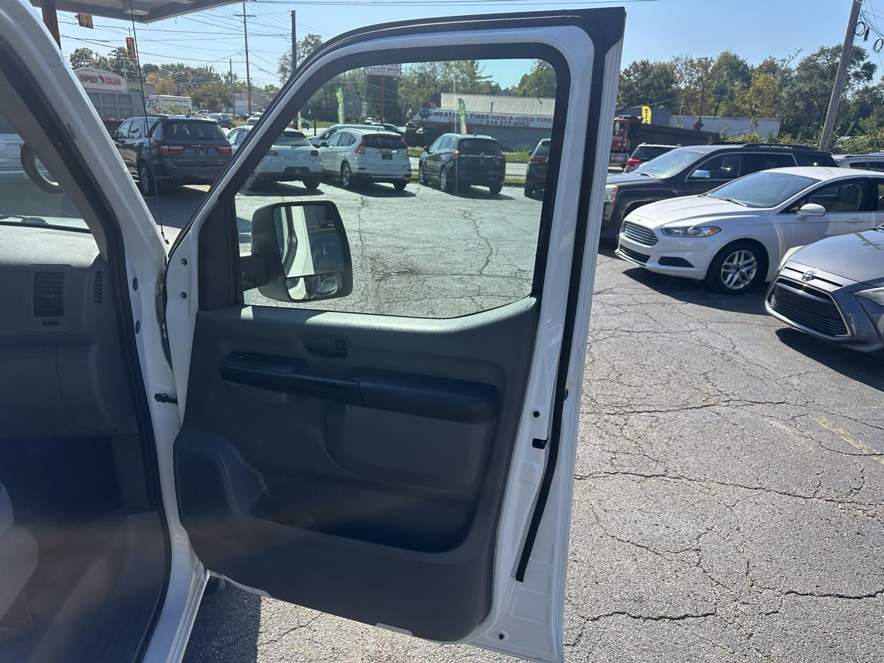 Nissan NV Cargo NV1500 Standard Roof V6 SV 2019