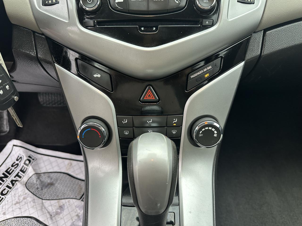 Chevrolet Cruze 4dr Sdn Auto 1LT 2015