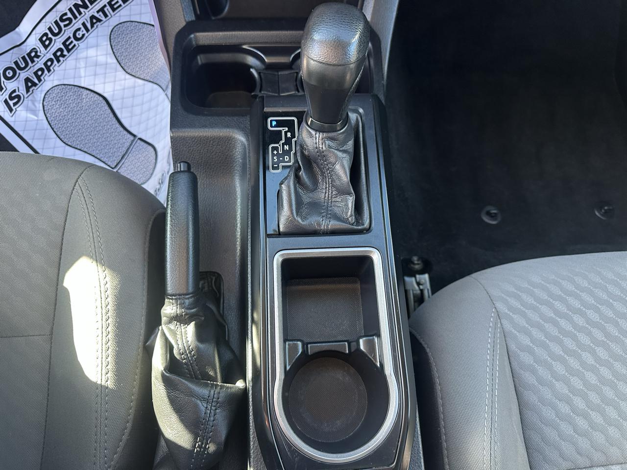 Toyota Tacoma 2WD SR5 Access Cab 6' Bed I4 AT (Natl) 2020