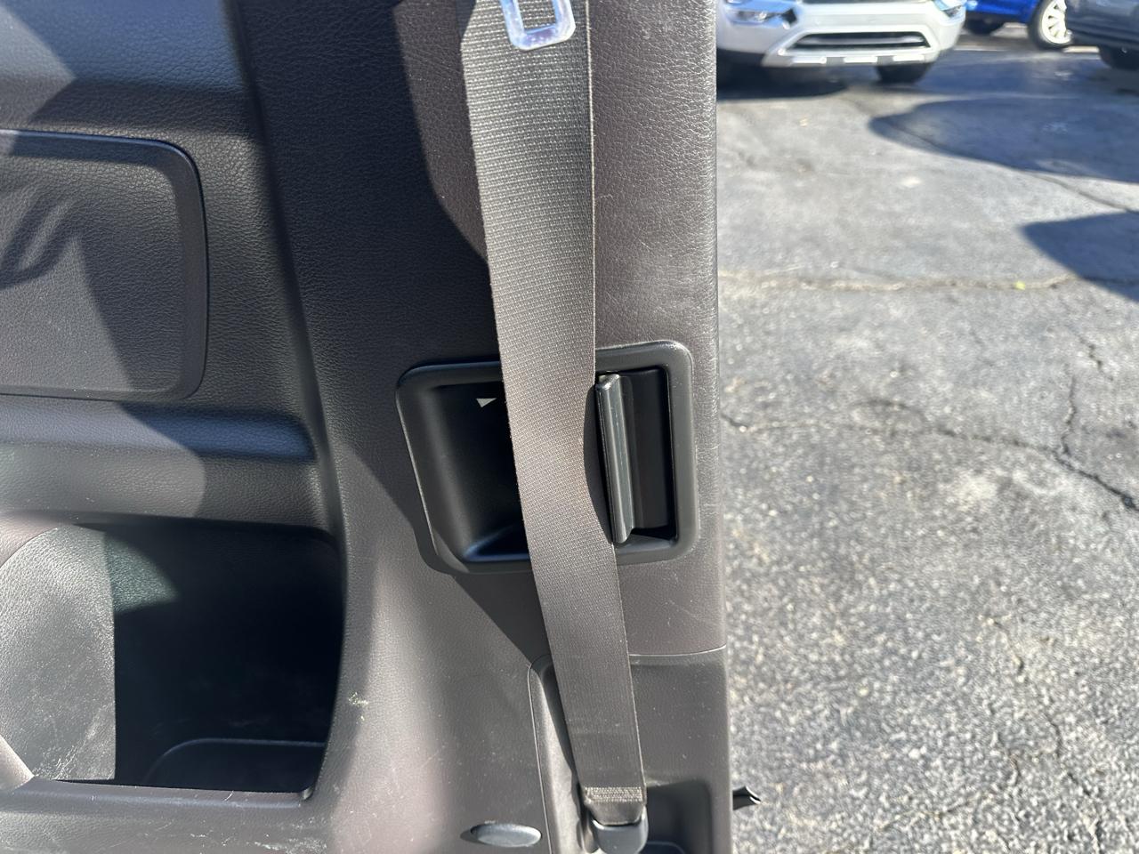 Toyota Tacoma 2WD SR5 Access Cab 6' Bed I4 AT (Natl) 2020