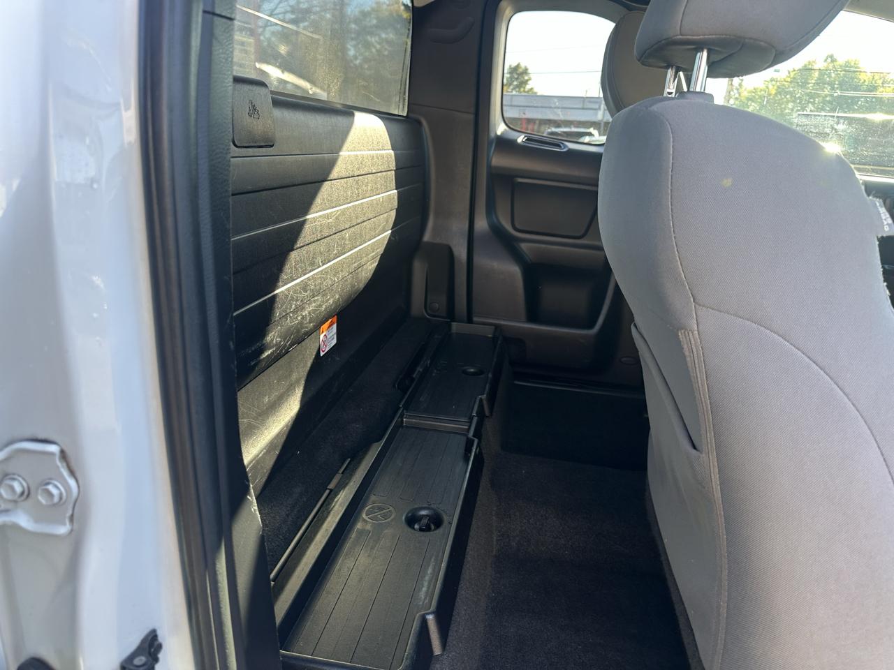 Toyota Tacoma 2WD SR5 Access Cab 6' Bed I4 AT (Natl) 2020