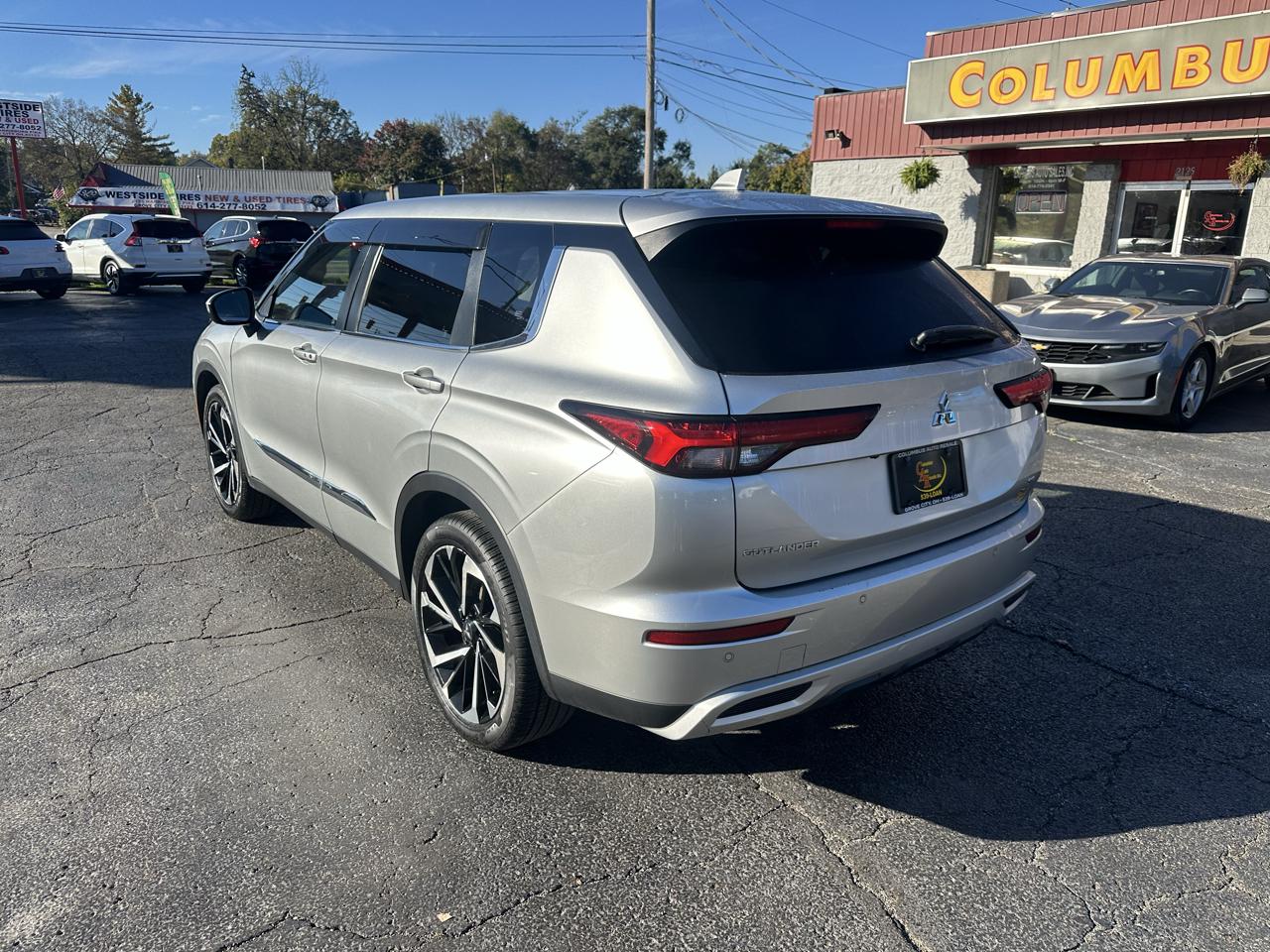 Mitsubishi Outlander SE Launch Edition S-AWC 2022
