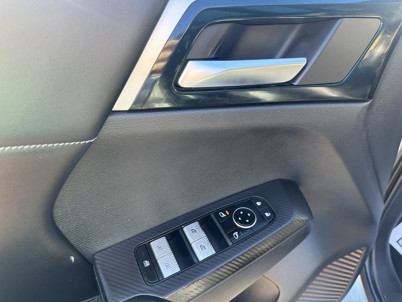 Mitsubishi Outlander SE Launch Edition S-AWC 2022